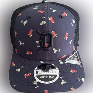 New Era Men's Detroit Tigers Adventure Drinks Pattern 9Seventy Stretch-Snap Hat
